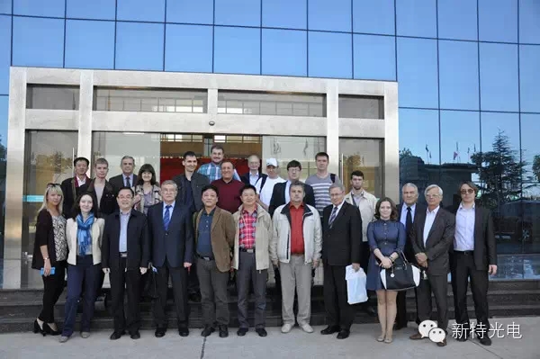 俄罗斯激光协会会长伊万教授率领的俄罗斯激光行业的激光专家、企业家等近30人访问我司