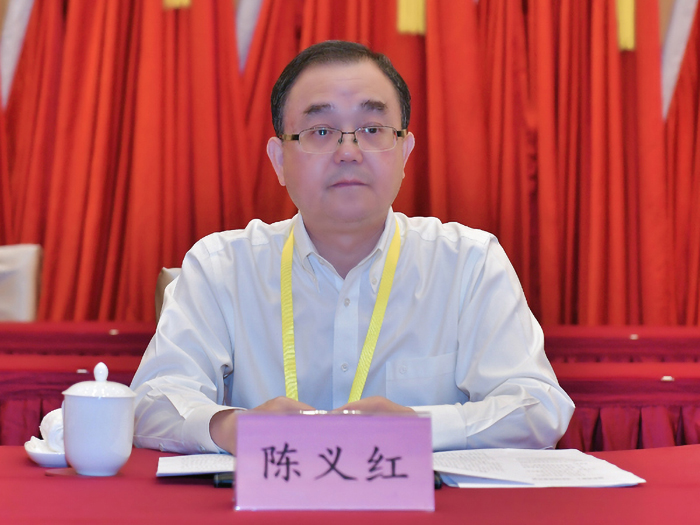 热烈：爻乱搴於鲁ぴ俅蔚毖『北省侨联副主席